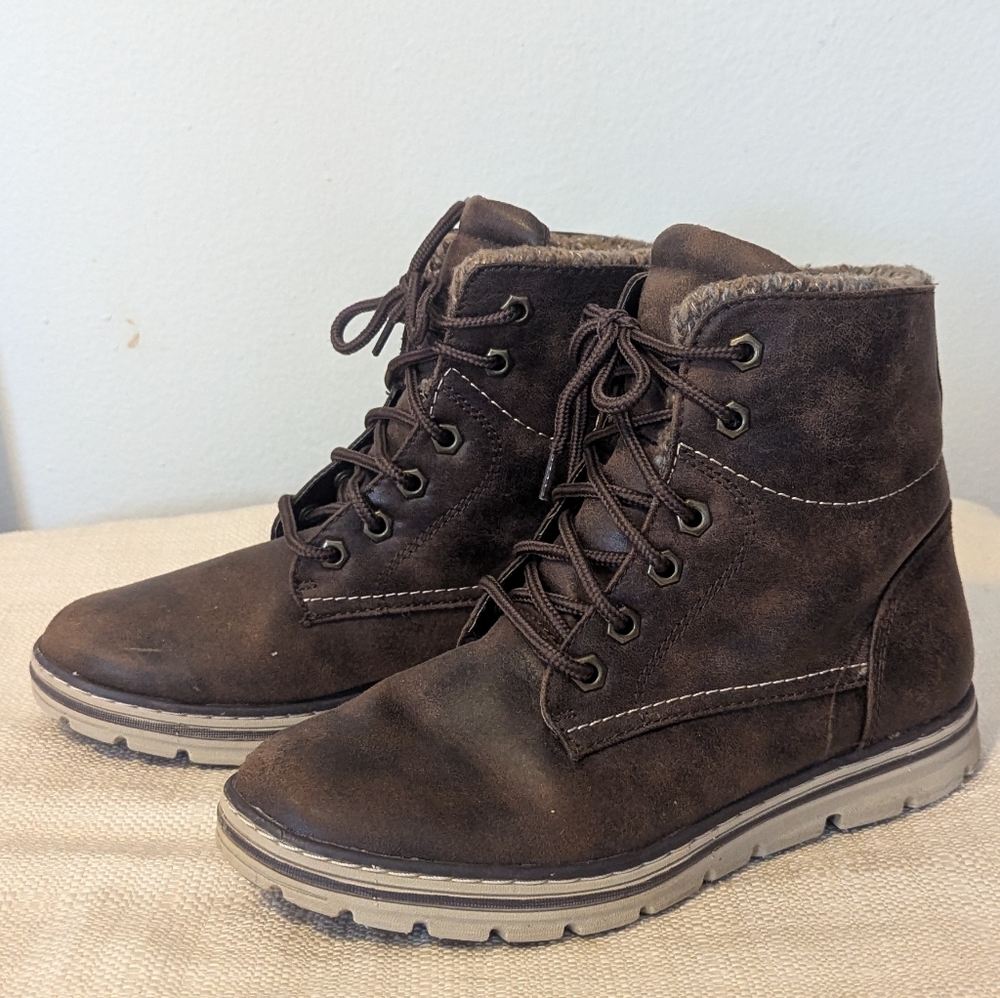 Cliffs By White Mountain Keegan Brown Sweater Upper Boots - Picture 2 of 11